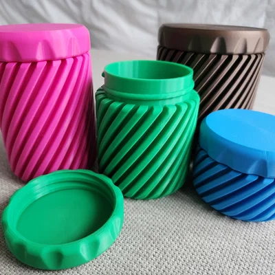 Container Pod (Parameterized) – Hũ hình trụ parametric nắp vặn
