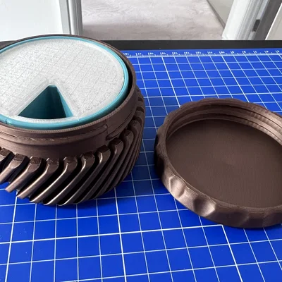 Vách ngăn thuốc cho Container Pod 7cm x 5cm của Squinn (có nắp xoay)