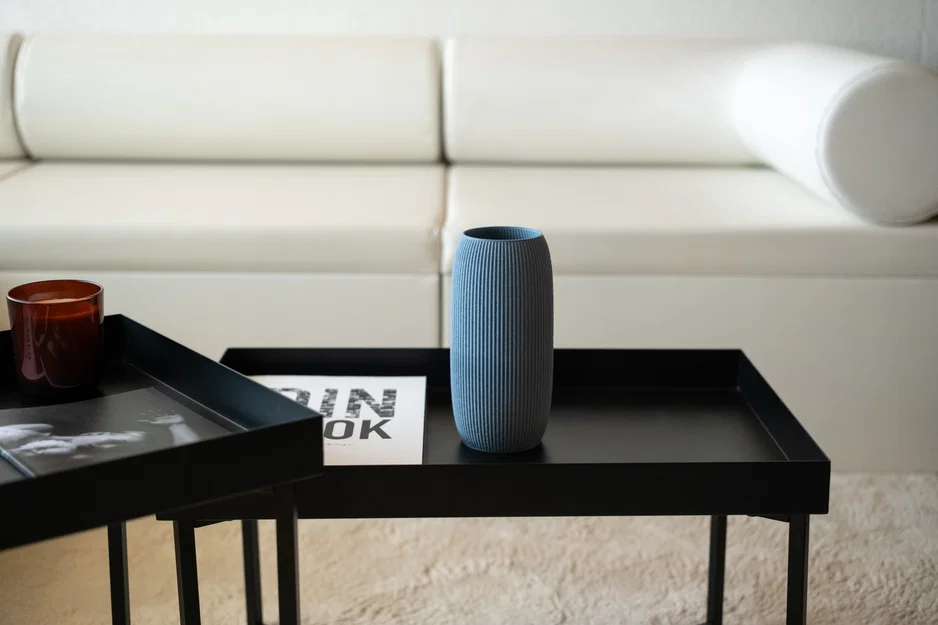 Bình hoa thanh lịch với họa tiết gân nổi - Image 3