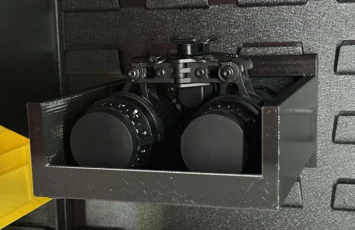 SecureIt Shelf – Kệ chắc chắn cho ống nhòm - Image 2