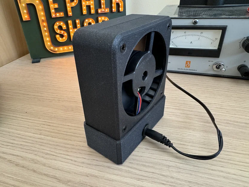 Bộ hút khói hàn bằng quạt 80mm (Solder fume fan extractor 80mm) - Image 4