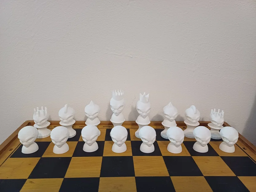 Bộ quân cờ vua Alien Head (Người ngoài hành tinh) in 3D độc đáo - Image 2