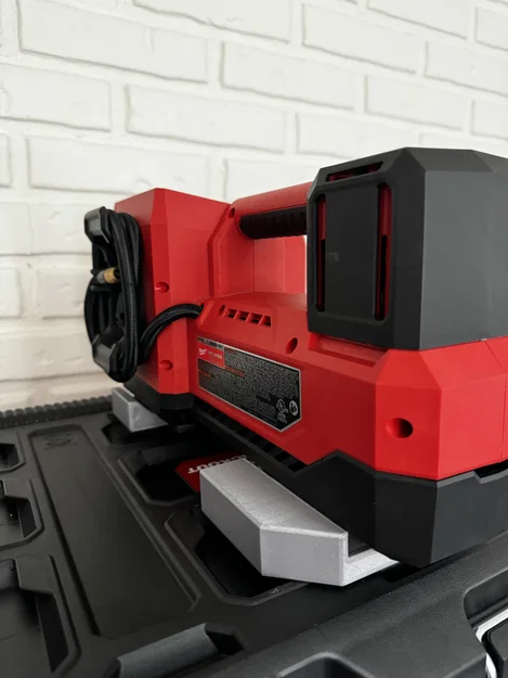 Chuyển đổi Milwaukee M18 Inflator sang Packout - Image 3