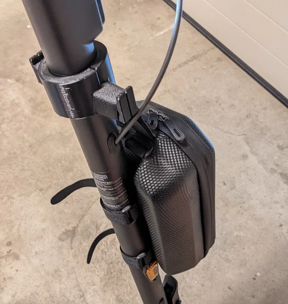 Giá treo túi cho E-Scooter Segway Ninebot Max G30D II - Image 2