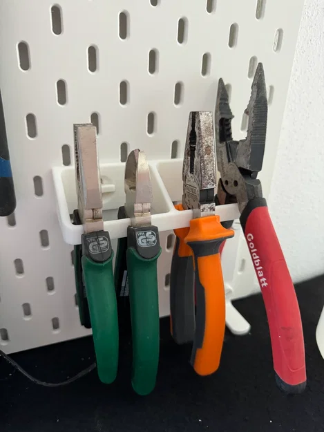 Giá treo kìm Skadis Pliers Holder với T-Clips tiện lợi - Image 1