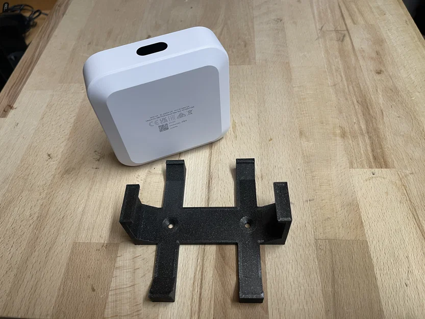 Bracket gắn cho Ubiquiti UniFi UX Express - Image 2