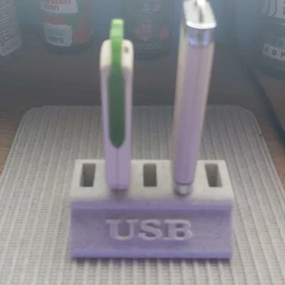 Khay Đựng 5 Ổ USB Để Bàn Gọn Gàng - In 3D Tiện Lợi