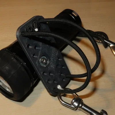 Ngàm gắn bungee BigBlue Bungee Mount