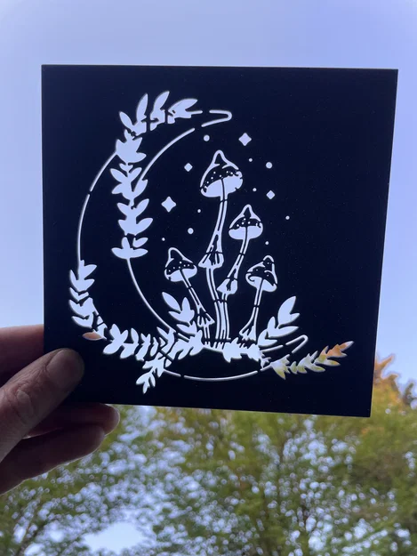 Khuôn (Stencil) Nấm và Trăng Lưỡi Liềm - Mushroom and Moon Stencil - Image 1