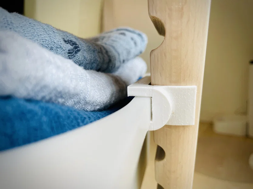 Combo ghế Tripp Trapp Stokke + hộp nhựa IKEA Trofast (v4) - Image 1