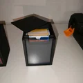 Hộp Đựng Bài MTG Commander: Thiết Kế Không Cần Support, Chứa 100 Lá - Thumbnail 1