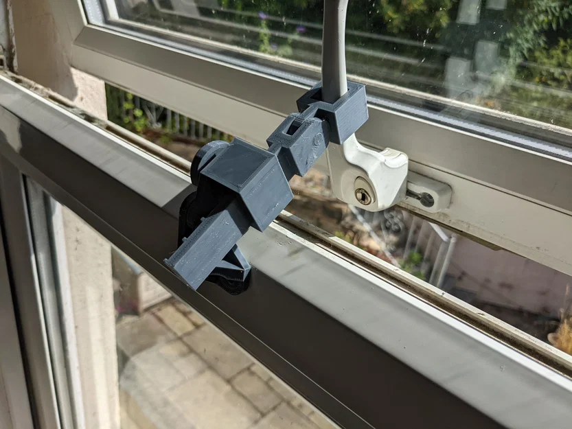 Thanh chặn cửa sổ chỉnh được (Adjustable Window Stay) - Image 2