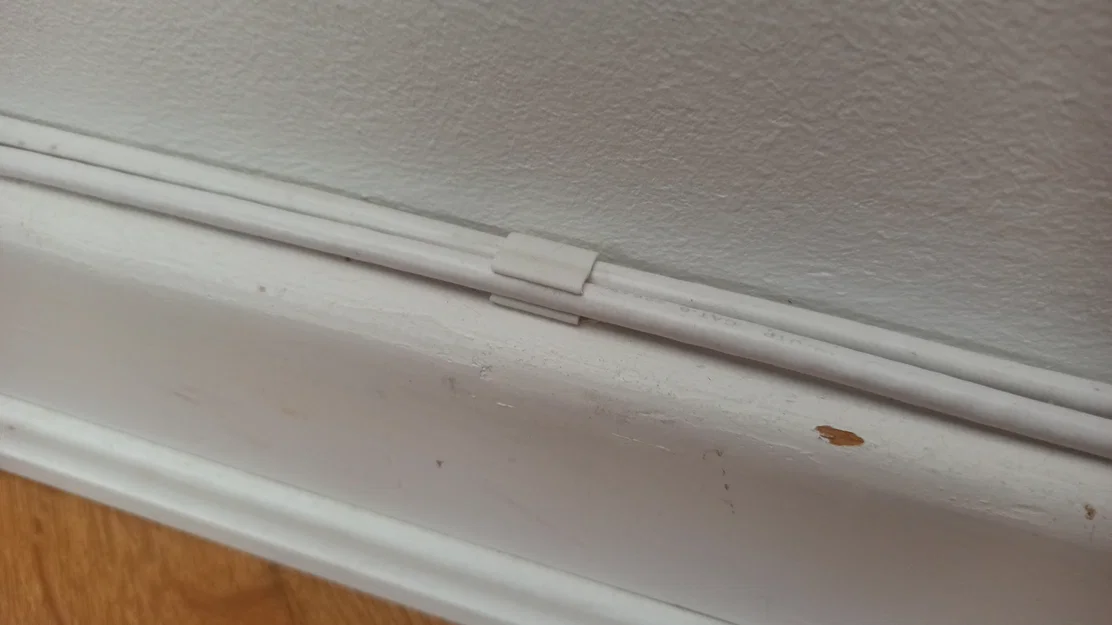 Kẹp Giấu Dây Ethernet Siêu Kín (Stealthy Ethernet Cable Clips) - Image 2