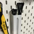 Giá treo dây rút (zip tie) thông minh cho bảng treo Skadis - Thumbnail 3