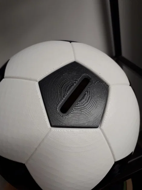 Heo đất hình bóng đá | Piggy Bank Soccer Ball (Fussball Spardose) - Image 2