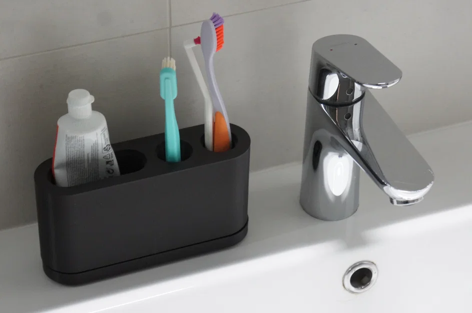 Khay đựng bàn chải và kem đánh răng 3D thiết kế gọn gàng - Image 1
