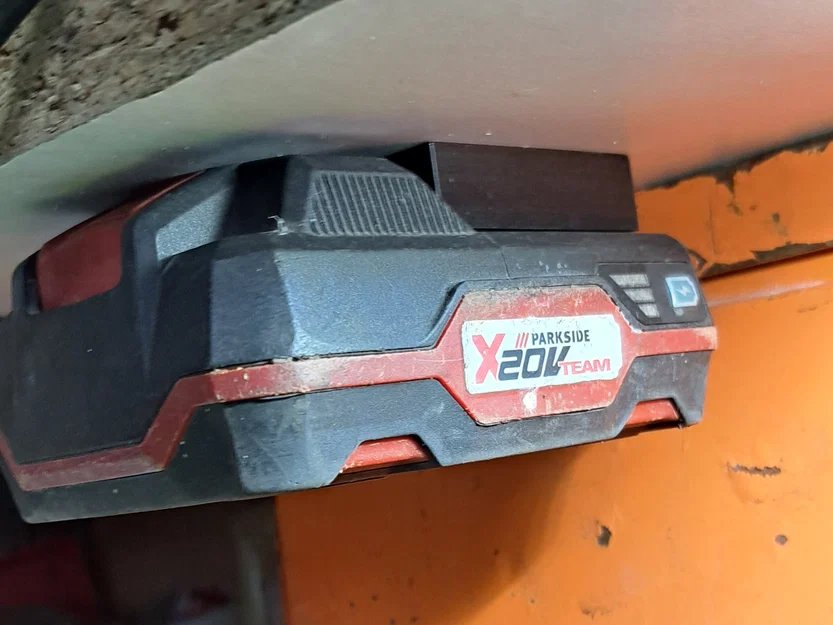 Ngàm gắn pin Parkside X20V Team - Giải pháp lưu trữ pin gọn gàng - Image 1