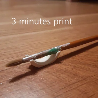 Kệ để cọ vẽ (Paintbrush holder)