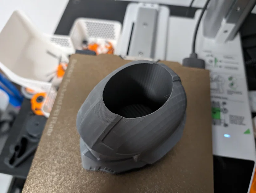 Ống cắm bút mô hình mũ Helldivers 2 độc đáo cho game thủ - Image 4