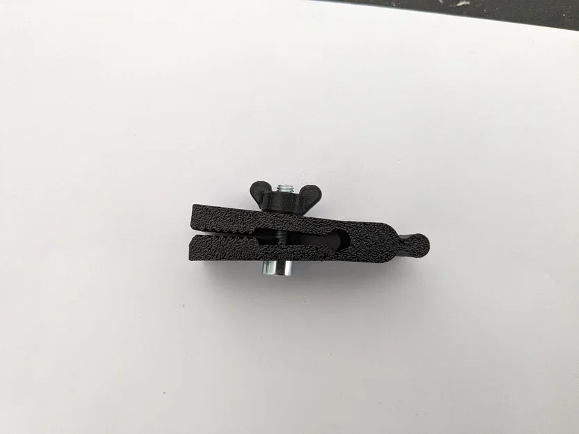 Kẹp bạt đa năng tích hợp thanh Keder 6mm cho mái hiên Fiamma Caravanstore - Image 1