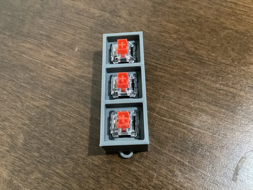 Mô hình đồ chơi Keyboard Fidget: Móc khóa bấm phím cơ giảm stress - Image 2