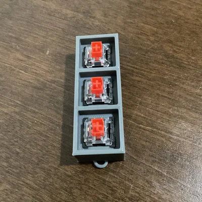 Mô hình đồ chơi Keyboard Fidget: Móc khóa bấm phím cơ giảm stress