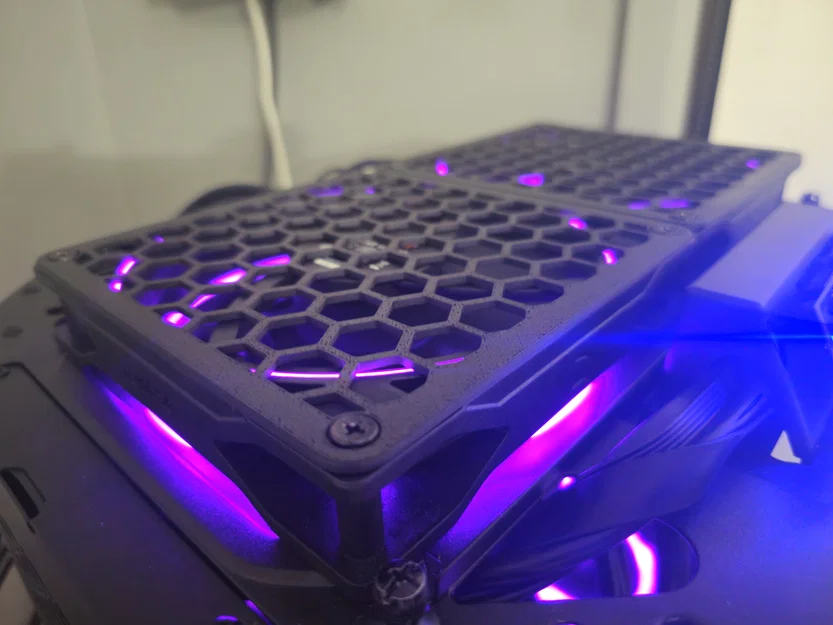 Lưới chắn quạt Thermaltake Tower 300 (140mm) cho PC - Fan Guard Grill - Image 1