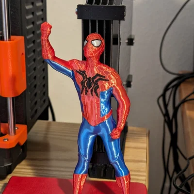 Mô hình Spider-man in 3D đa màu sắc đầy ấn tượng cho tín đồ Marvel