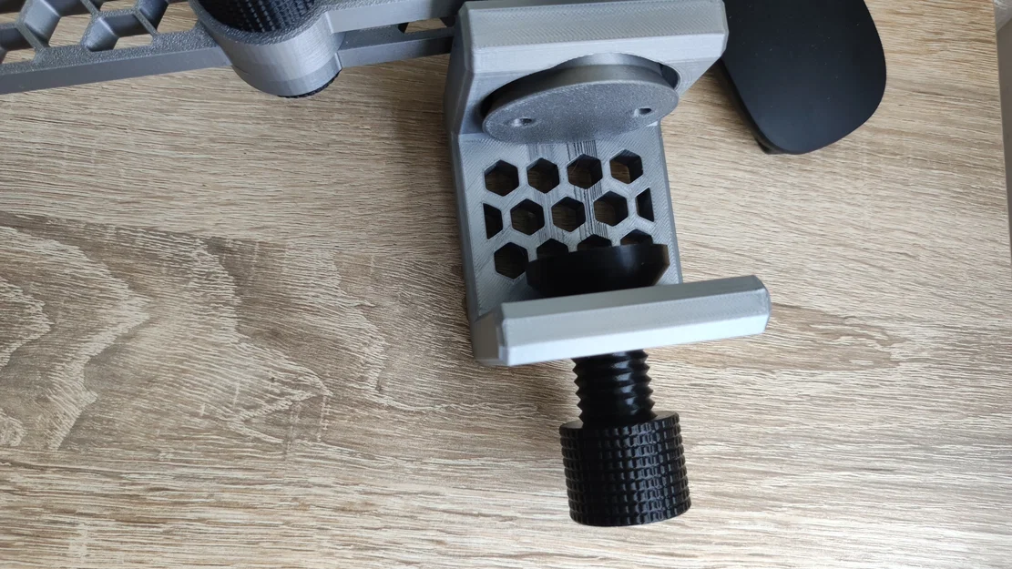 Đế kẹp bàn thiết kế tổ ong (Honeycomb) cho giá đỡ 3D - Image 9