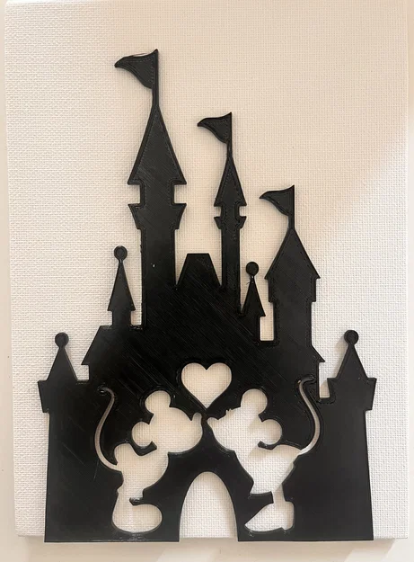 Minnie & Mickey Kiss 2D - Image 1