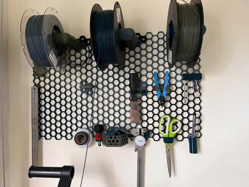 Giá treo cuộn filament gắn tường Honeycomb (Honeycomb wall spool holder) - Image 3