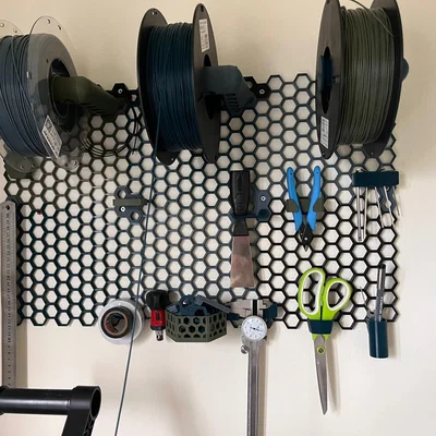 Giá treo cuộn filament gắn tường Honeycomb (Honeycomb wall spool holder)