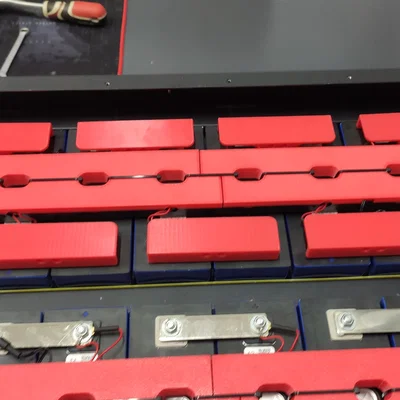 Ốp che terminal busbar cho cell LiFePo4 280Ah