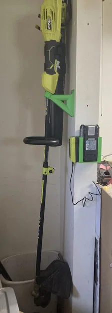 Giá treo tường Ryobi 40V Expand-It Trimmer - Image 1