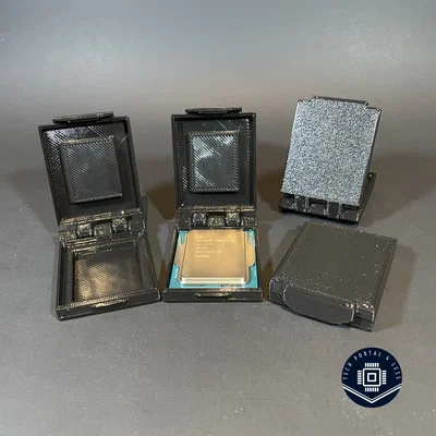 Hộp clamshell bảo vệ CPU Intel LGA 1700 (Print-In-Place)