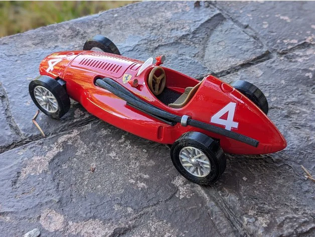 Mô hình xe đua Ferrari 553 1954 in 3D ấn tượng - Image 1