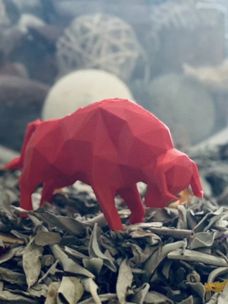 Low-Poly Charging Bull - Image 2