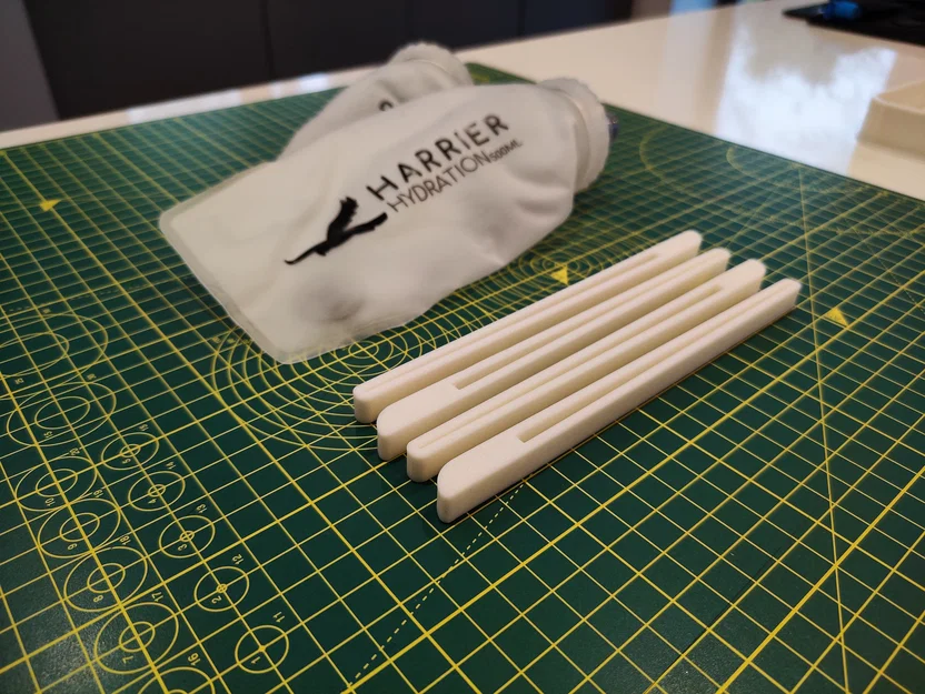 Giá sấy bình mềm Harrier gấp gọn (Collapsible Harrier Soft Flask Dryer) - Image 3