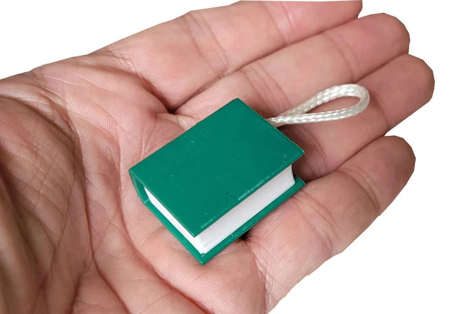 Móc khóa quyển sách (Book keychain) - Image 3