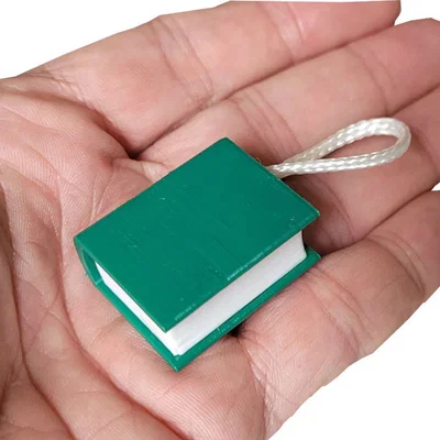 Móc khóa quyển sách (Book keychain)