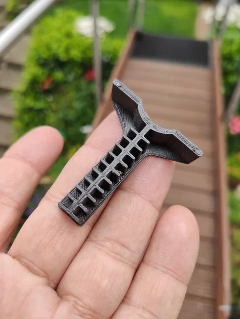 Elho Fixator Corsica Ersatzhalter Blumenkübel - Image 1