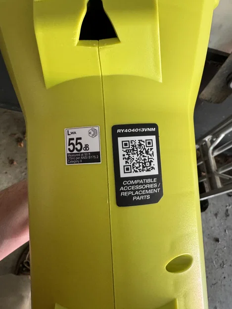 Móc treo tường in 3D cho máy thổi lá Ryobi 40v Whisper - Image 4
