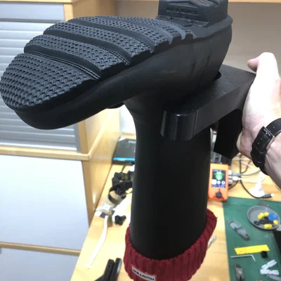 Móc treo ủng Wellington (Wellington Boot Hanger)