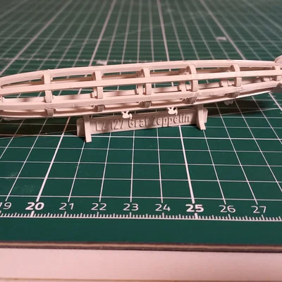 Thẻ lắp ráp LZ 127 Graf Zeppelin (Kit Card)