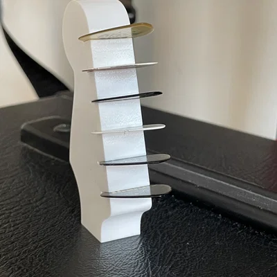 Giá đựng pick đàn Guitar hình đầu cần đàn
