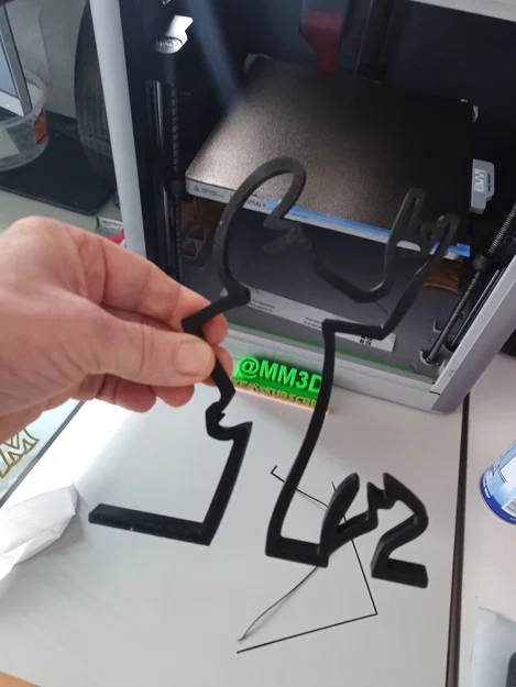 Mô hình trang trí La Linea của Osvaldo Cavandoli in 3D độc đáo - Image 2