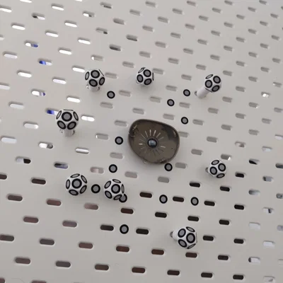 Target theo dõi cho 3D scanner dùng tấm Ikea Skadis