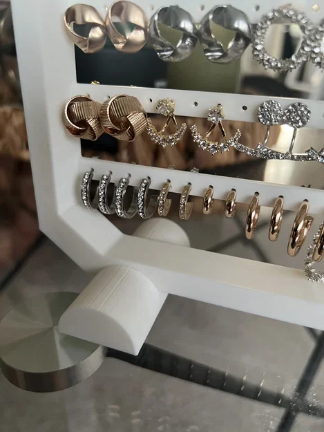 Giá treo bông tai 3D - Phụ kiện trang trí bàn trang điểm tinh tế - Image 1