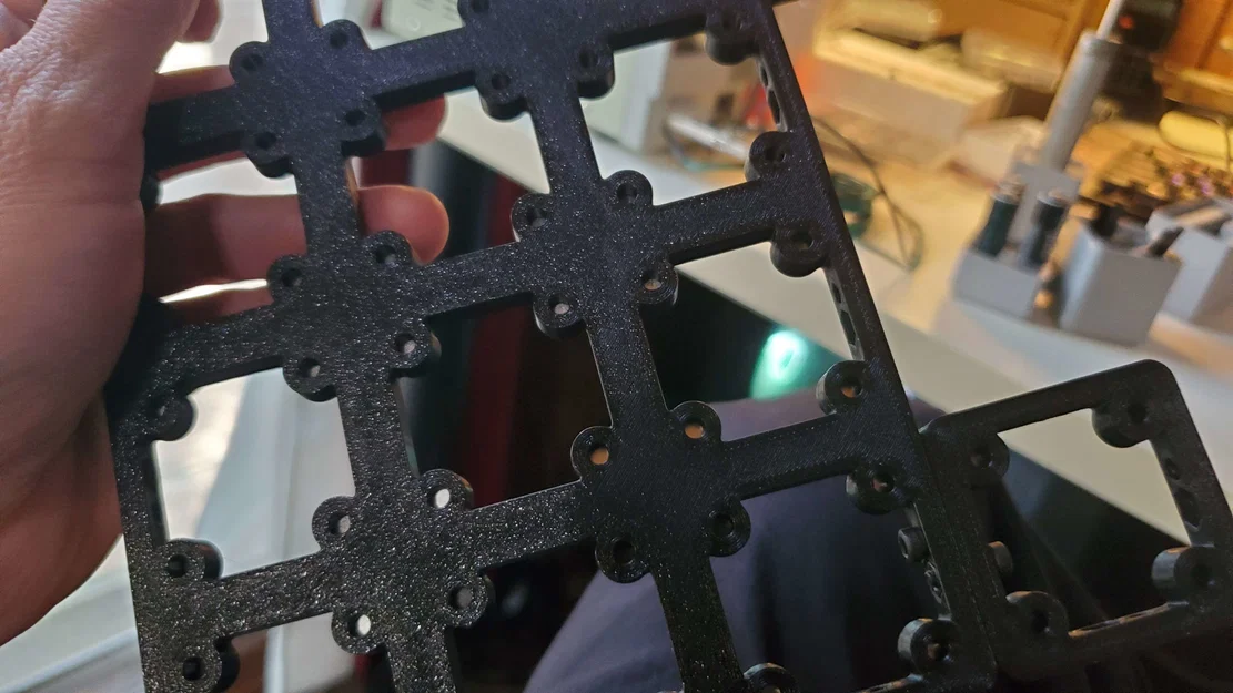 Tấm Đế Gridfinity Bắt Vít Có Nam Châm (Press-fit, Tháo Rời Được) - Image 3