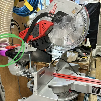 Adapter shop vac & dust collector cho cưa Milwaukee 6955-20 (dual bevel sliding)